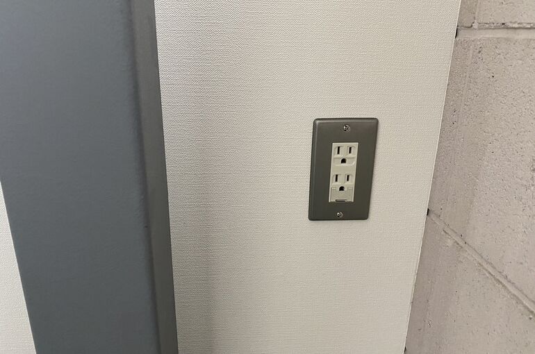 アースコンセント